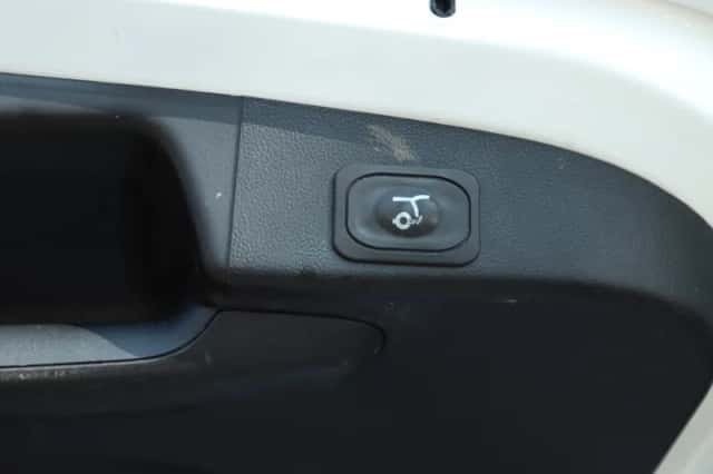 Ford Focus (2022) thumbnail 16