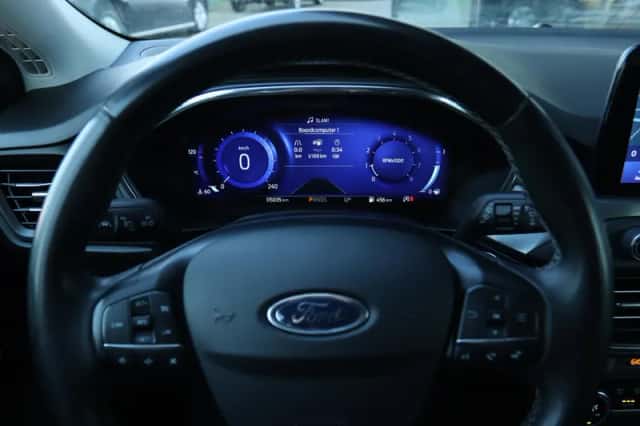 Ford Focus (2022) thumbnail 21