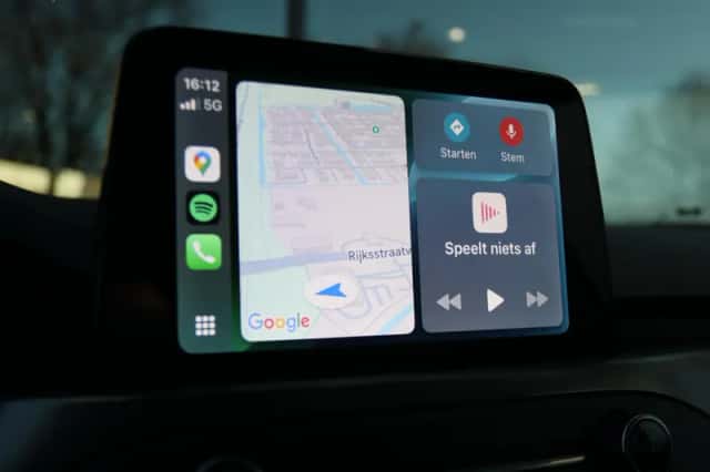 Ford Focus (2022) thumbnail 5