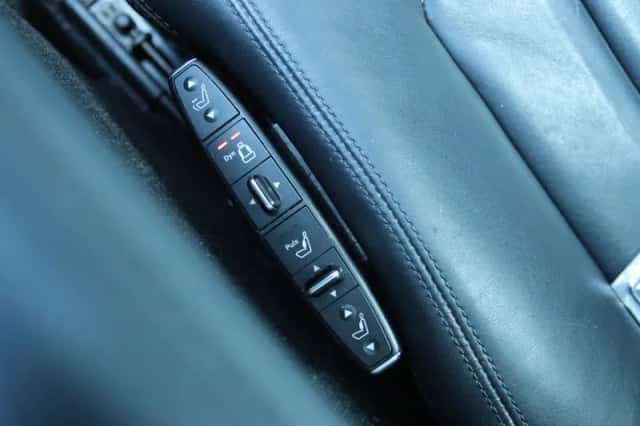 Mercedes-Benz CLS-Klasse (2011) thumbnail 18