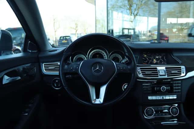 Mercedes-Benz CLS-Klasse (2011) thumbnail 19