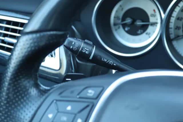 Mercedes-Benz CLS-Klasse (2011) thumbnail 25