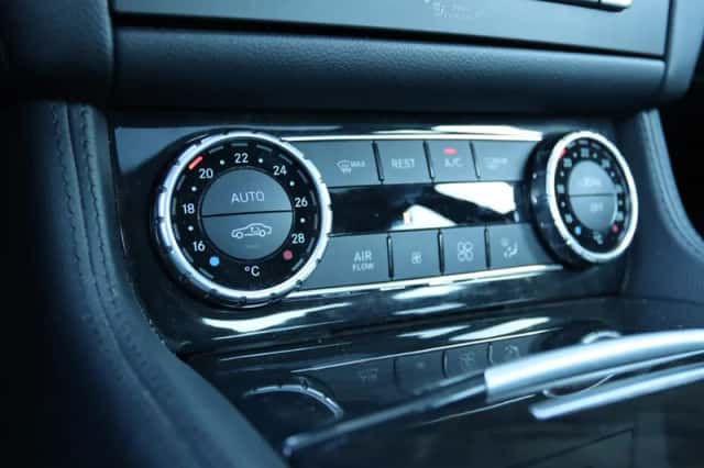 Mercedes-Benz CLS-Klasse (2011) thumbnail 29