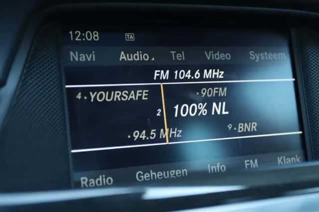 Mercedes-Benz CLS-Klasse (2011) thumbnail 36