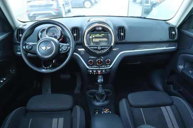 MINI Countryman (2017) thumbnail 14