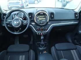 MINI Countryman (2017) thumbnail 14