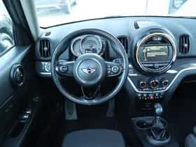 MINI Countryman (2017) thumbnail 17