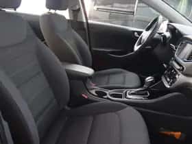 Hyundai Ioniq (2018) thumbnail 4