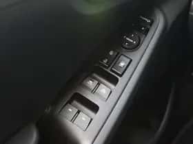 Hyundai Ioniq (2018) thumbnail 34
