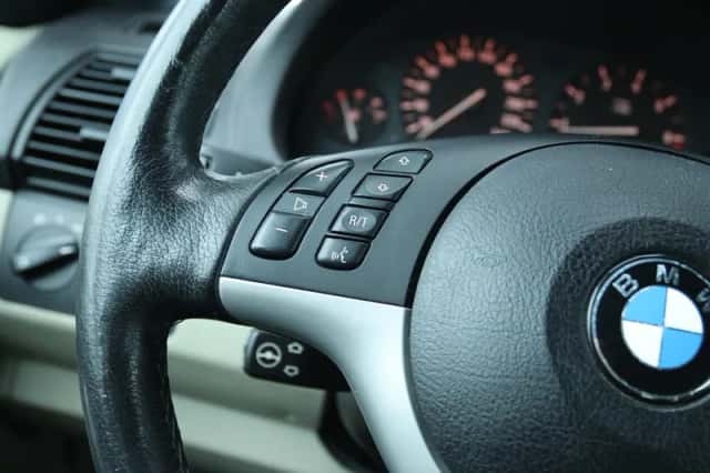 BMW X5 (2002) thumbnail 19
