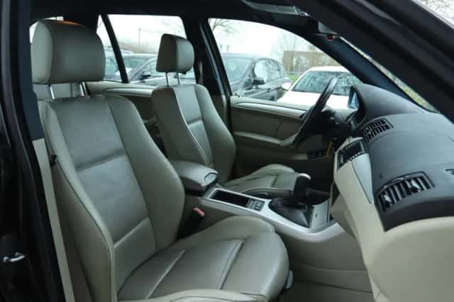 BMW X5 (2002) thumbnail 3