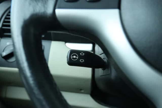 BMW X5 (2002) thumbnail 21