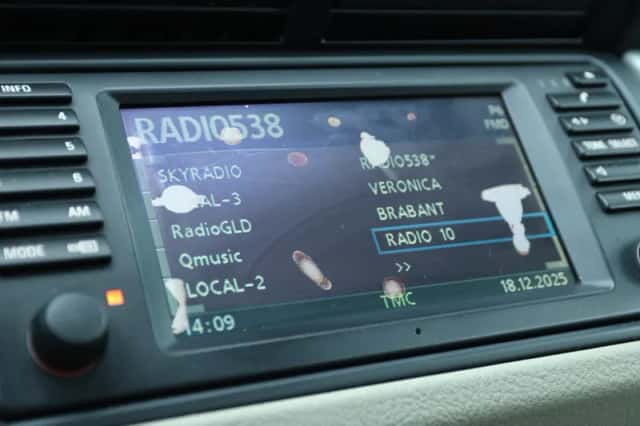 BMW X5 (2002) thumbnail 28