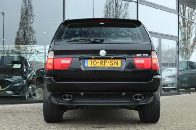BMW X5 (2002) thumbnail 10