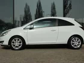 Opel Corsa (2010) thumbnail 9