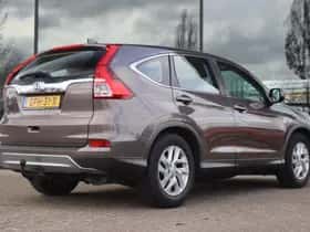 Honda CR-V (2017) thumbnail 2