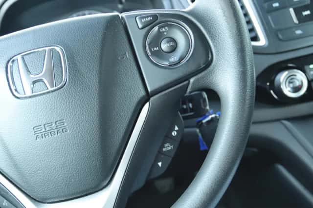 Honda CR-V (2017) thumbnail 18