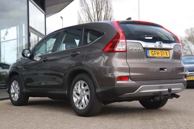Honda CR-V (2017) thumbnail 10