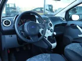 Ford Ka (2009) thumbnail 3