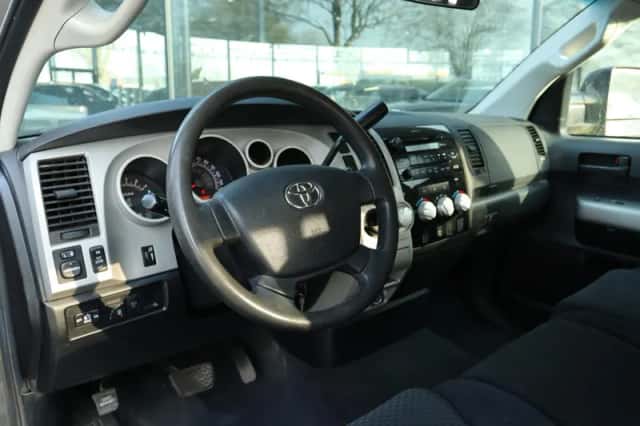 Toyota Tundra (2007) thumbnail 3