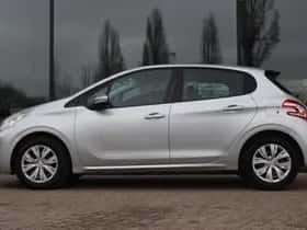 Peugeot 208 (2013) thumbnail 12