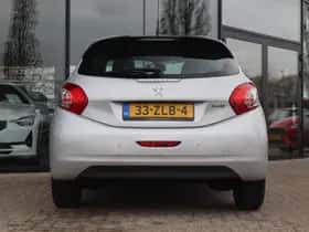 Peugeot 208 (2013) thumbnail 10