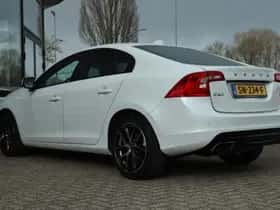 Volvo S60 (2018) thumbnail 12