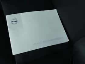 Volvo S60 (2018) thumbnail 24