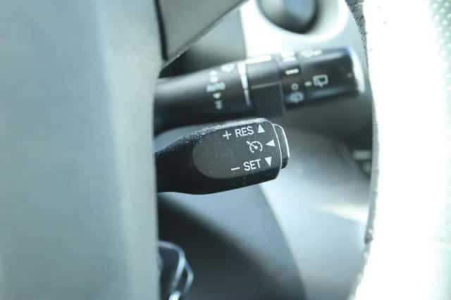 Toyota RAV4 (2010) thumbnail 25