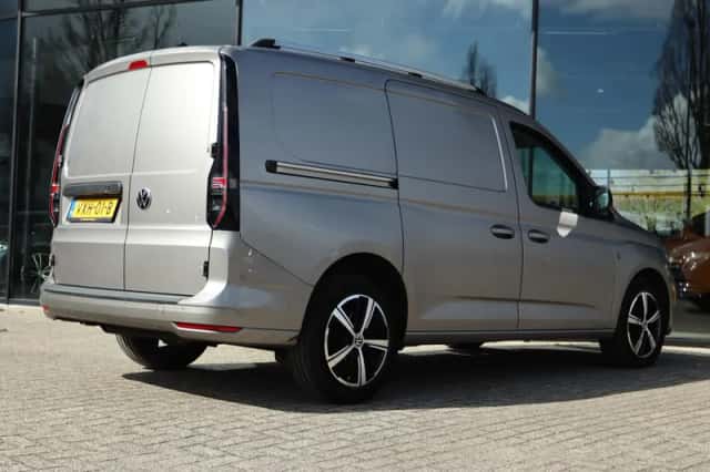 Volkswagen Caddy (2023) thumbnail 2