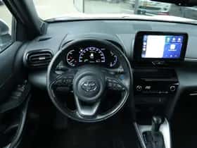 Toyota Yaris (2022) thumbnail 16