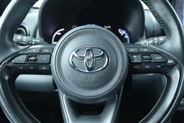 Toyota Yaris (2022) thumbnail 17