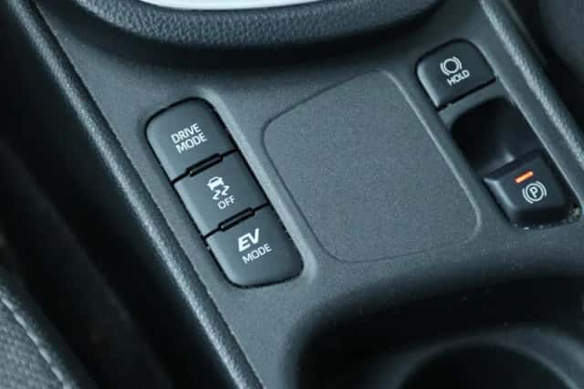 Toyota Yaris (2022) thumbnail 25
