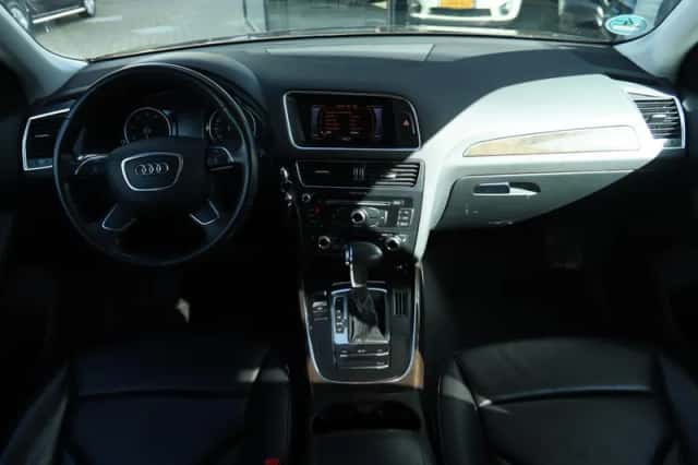 Audi Q5 (2012) thumbnail 9