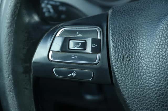 Volkswagen Amarok (2013) thumbnail 13