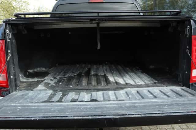Volkswagen Amarok (2013) thumbnail 26