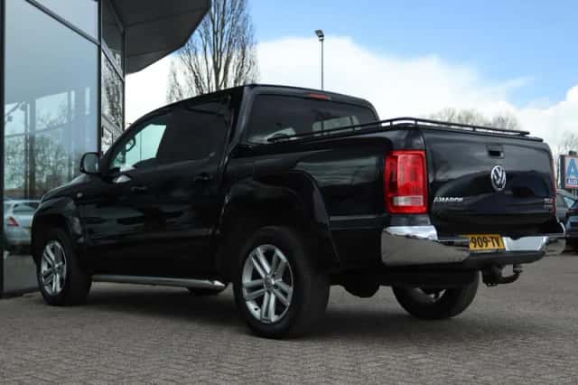 Volkswagen Amarok (2013) thumbnail 9