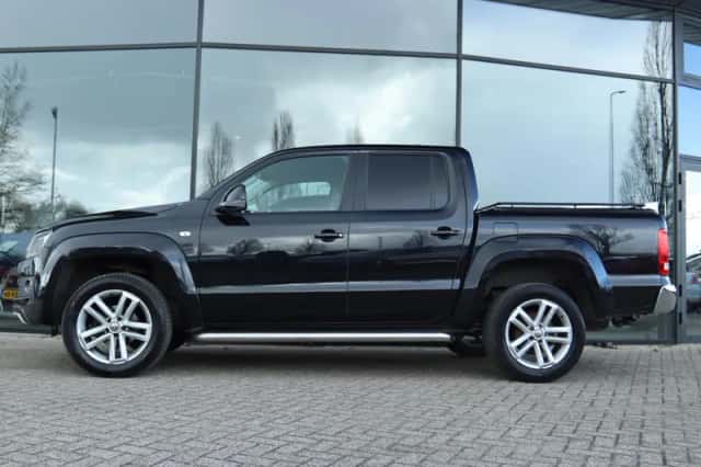 Volkswagen Amarok (2013) thumbnail 10