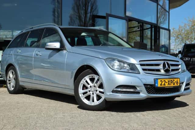 Mercedes-Benz C-Klasse (2012) thumbnail 2