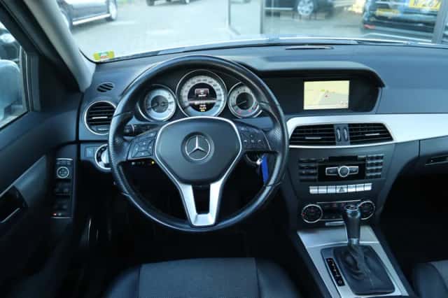 Mercedes-Benz C-Klasse (2012) thumbnail 14