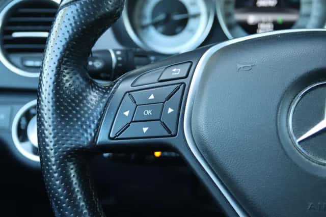 Mercedes-Benz C-Klasse (2012) thumbnail 15