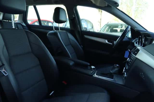 Mercedes-Benz C-Klasse (2012) thumbnail 4