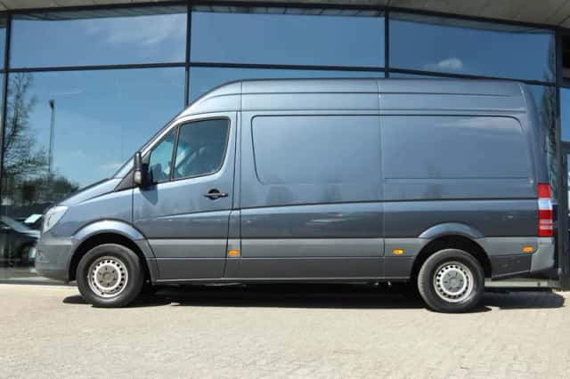 Mercedes-Benz Sprinter (2016) thumbnail 9