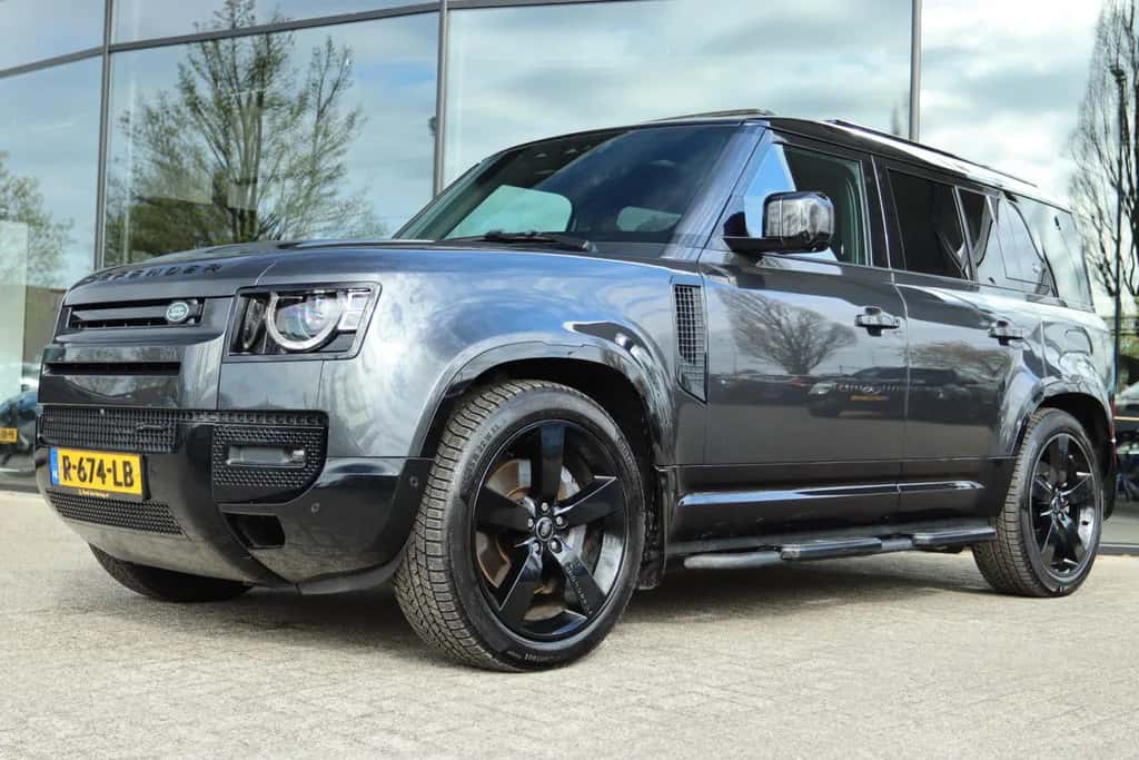 Land Rover Rover (2022) — foto 1