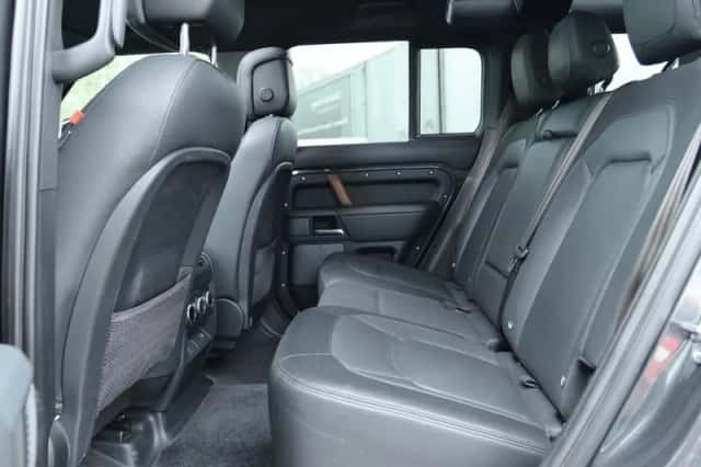 Land Rover Rover (2022) thumbnail 17