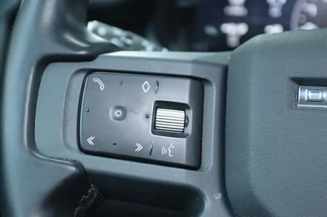 Land Rover Rover (2022) thumbnail 21