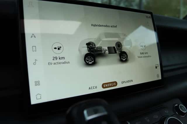 Land Rover Rover (2022) thumbnail 35