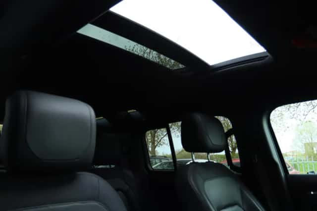 Land Rover Rover (2022) thumbnail 5