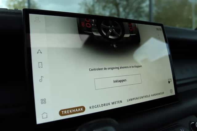 Land Rover Rover (2022) thumbnail 41