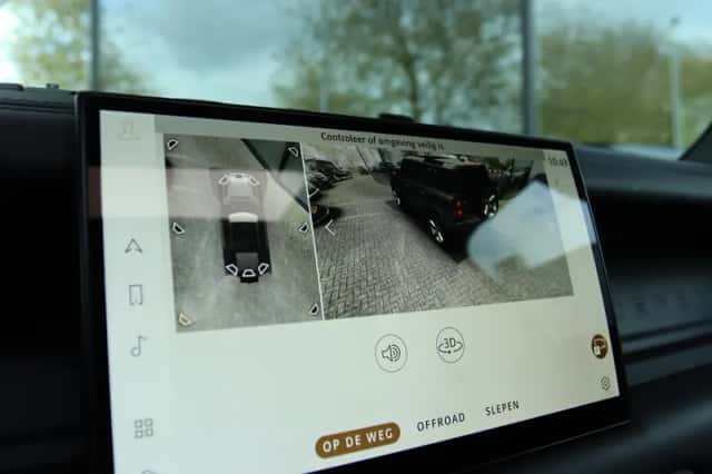 Land Rover Rover (2022) thumbnail 7